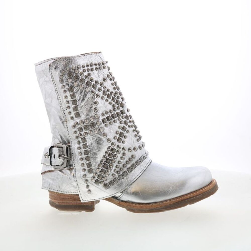 A.S. 98 Womens Sabey Silver Boots (NWT)